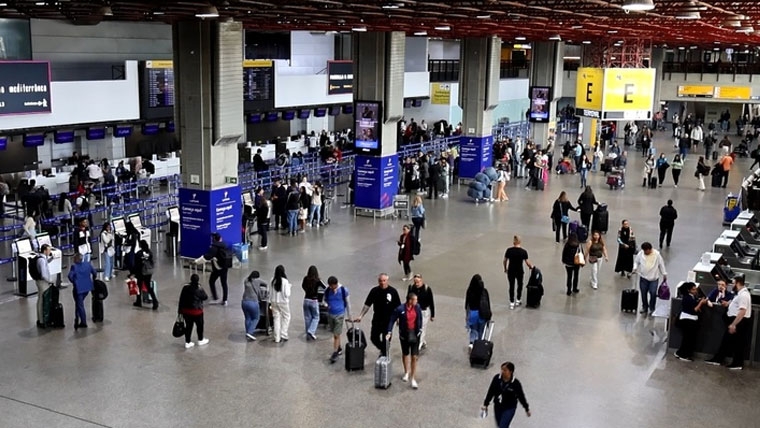 GRU Airport recebeu 3,8 milhões de passageiros em agosto